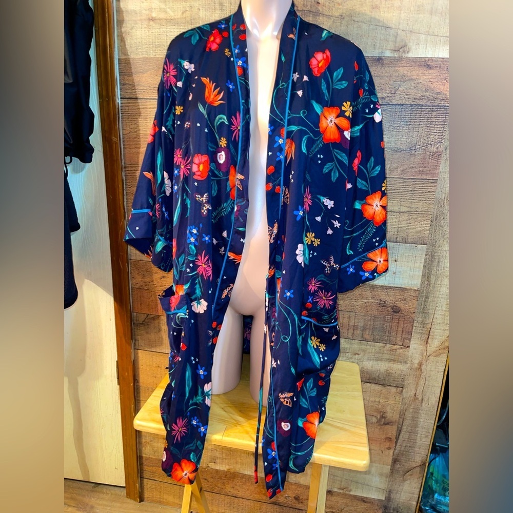 🍸🥂Room Service Drink Champagne Floral Kimono Robe
